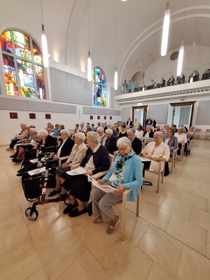 Une partie des jublilaires à la chapelle